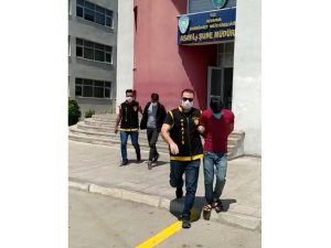 Fetö Tehdidiyle 40 Bin Lira Dolandıran 3 Sahte Polis Tutuklandı