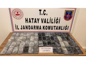 Hatay’da At Arabası İle Cep Telefonu Kaçakçılığı Yapan Şüpheli Yakalandı
