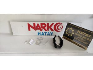 Hatay’da Bir Otomobilde 214 Gram Metamfetamin Ele Geçirildi