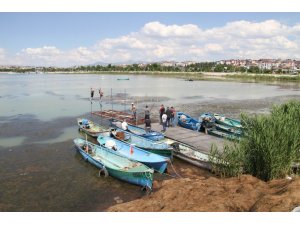 Beyşehir Gölü’nde Balıkçılar, Yeni Av Sezonuna Hazırlanıyor
