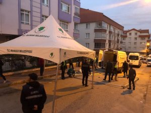 Ankara’da Temeli Hasar Gören Ve Otoparkı Çöken 3 Katlı Apartman Tahliye Edildi