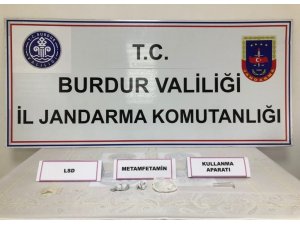 Burdur’da Uyuşturucu Operasyonu: 3 Gözaltı