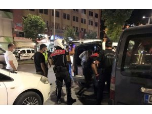 Polisten Kaçtılar Kısa Sürede Yakalandılar