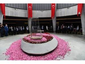 9. Cumhurbaşkanı Süleyman Demirel Vefatının 6’ncı Yılında Kabri Başında Kısıtlı Katılımla Anıldı