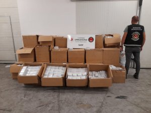 Sarp’ta Kırmızı Reçeteli İlaç Ele Geçirildi