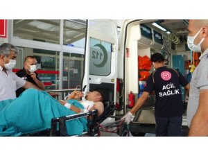 Adana’da Husumetli Aileler Arasında Bıçaklı Kavga: 2’si Ağır 5 Yaralı