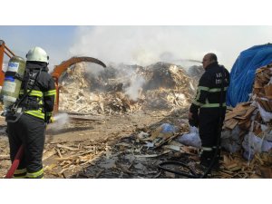 Hatay’da Kereste Fabrikasında Yangın