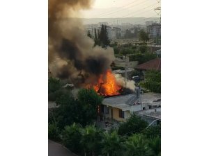 Antalya’da müstakil ev alev topuna döndü