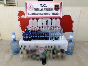 Antalya’da kaçak içki operasyonu
