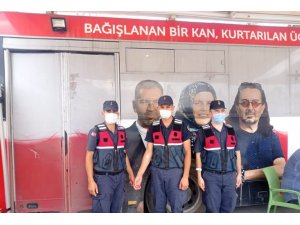 Jandarmadan Kızılay’a 25 ünite kan bağışı
