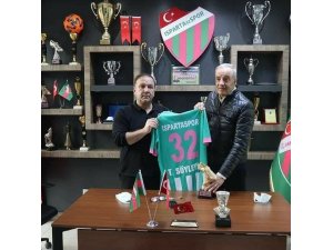 Isparta 32 Spor’un Yeni Hocası Tarık Söyleyici