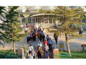 Cinayete Kurban Giden Baba Ve Kızı Yan Yana Toprağa Verildi