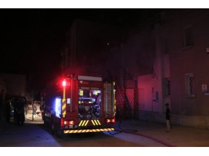 Adana’da Tekstil Atölyesinde Yangın