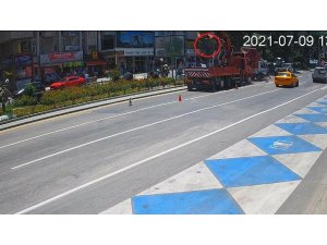 Isparta’da İşçinin Hayatını Hiçe Sayan Çalışma Güvenlik Kamerasına Yansıdı
