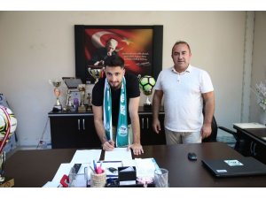 Serik Belediyespor’da Yeni Transfer İmzayı Attı