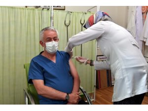 Isparta Belediye Başkanı Başdeğirmen’den Aşı Çağrısı