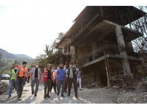 Başkan Böcek, Alanya Güzelbağ ve Bayır’da