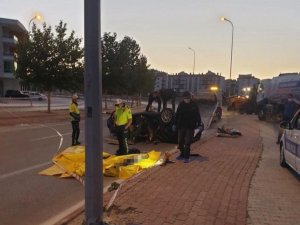 Otomobil Takla Attı: 3 Ölü, 1 Yaralı