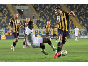 Tff 1. Lig: Ankaragücü: 0 - Kocaelispor: 0