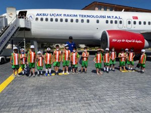 Kepez’de çocuklar yaz tatilini dolu dolu geçiriyor