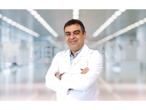 Üroloji Uzmanı Prof. Dr. Altınova, Ürolojide Gelişen Lazer Teknolojisinin Kapsamını Anlattı