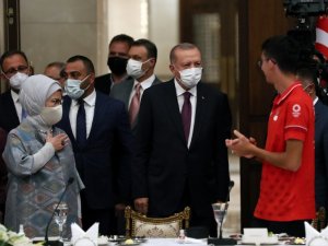 Cumhurbaşkanı Erdoğan: “Türkiye 13 Madalya Kazanarak Bir Rekora İmza Attı”