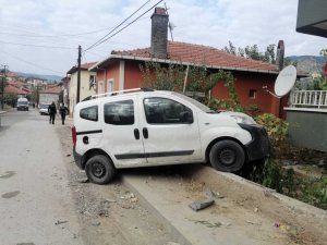 Otomobilin çarptığı yaya ambulans helikopterle Ankara’ya sevk edildi