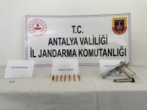 Kaş’ta uyuşturucu operasyonu