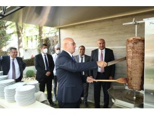 Uluslararası Döner Federasyonu TBMM’de döner servisi yaptı