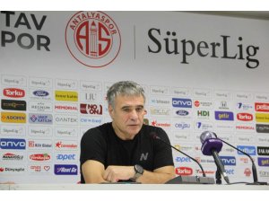 Antalyaspor’da Ersun Yanal ile resmi olarak yollar ayrıldı