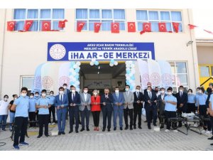 Aksu Uçak Bakım Teknolojisi Mesleki ve Teknik Anadolu Lisesi İHA AR-GE Merkezi açıldı