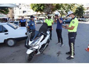 Kumluca’da kask ve plaka takmayana af yok