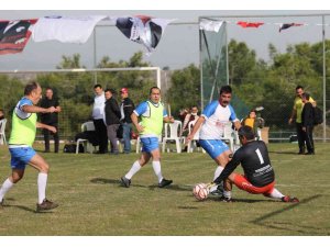 Muhtarlar Futbol Turnuvası’nda çeyrek finalistler belli oldu