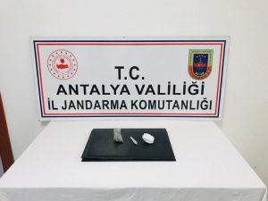 Manavgat’ta uyuşturucu şüphelisi yakalandı