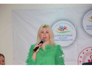 AÜ Rektörü Özkan: “Akdeniz Üniversitesi olarak biz büyük bir aileyiz”