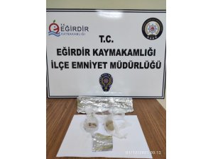 Eğirdir’de durdurulan araçta eroin ele geçirildi