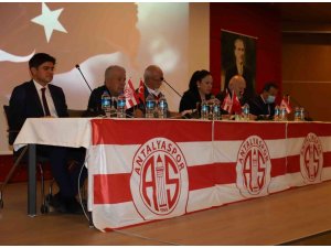 Antalyaspor Başkanı Çetin: "Hedefimiz az borç, çok başarı"