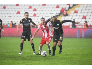 Ziraat Türkiye Kupası: FT Antalyaspor: 2- GZT Giresunspor: 1 (Maç sonucu)