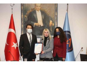 AÜ Bilgi İşlem Daire Başkanlığı’na Bilgi Güvenliği Yönetim Sistemi Sertifikası