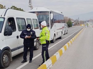 Burdur’da yolcu ve yük taşıyan araçlar denetlendi