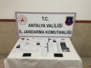 Jandarmadan, nüfus ticareti yapan dolandırıcılara operasyon