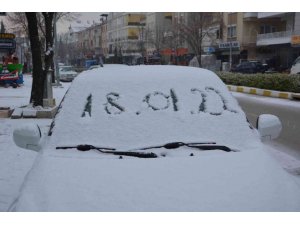 Antalya’nın Korkuteli ilçesinde kar sevinci