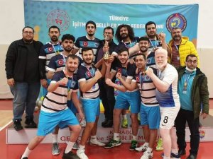 Manavgat İşitme Engelliler Voleybol Takımı Türkiye Şampiyonasında ikinci oldu