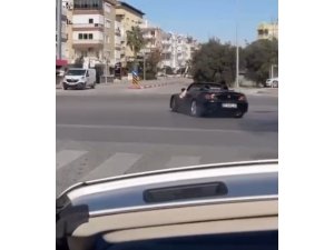 Düğün konvoyunda üstü açık spor arabası ile drifte 11 bin TL ceza