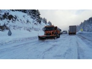 Antalya-Konya karayolu tüm araç trafiğine açıldı