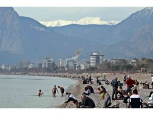 Antalya kışı erken uğurladı