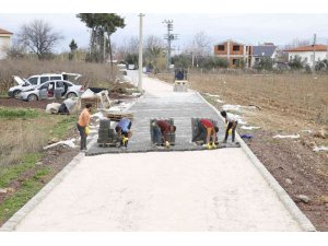 Döşemealtı’nda parke yol çalışması