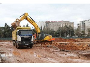 Aü Tıp Fakültesi Otoparkının Temeli Atılıyor