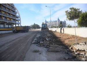 Alanya Türkler’de 12 bin metrekare parke yol çalışması