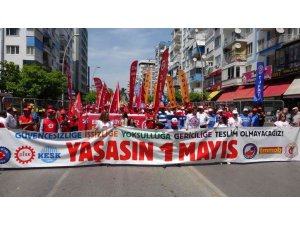 Antalya’da 1 Mayıs coşkuyla kutlandı